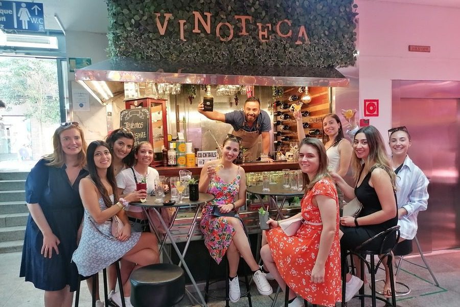 Group wine tasting experience